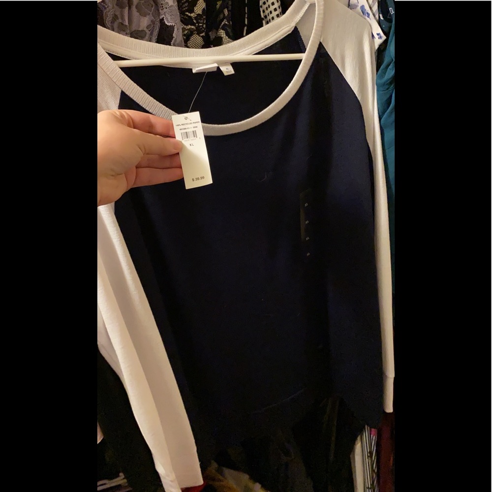 Gap shirt NWT